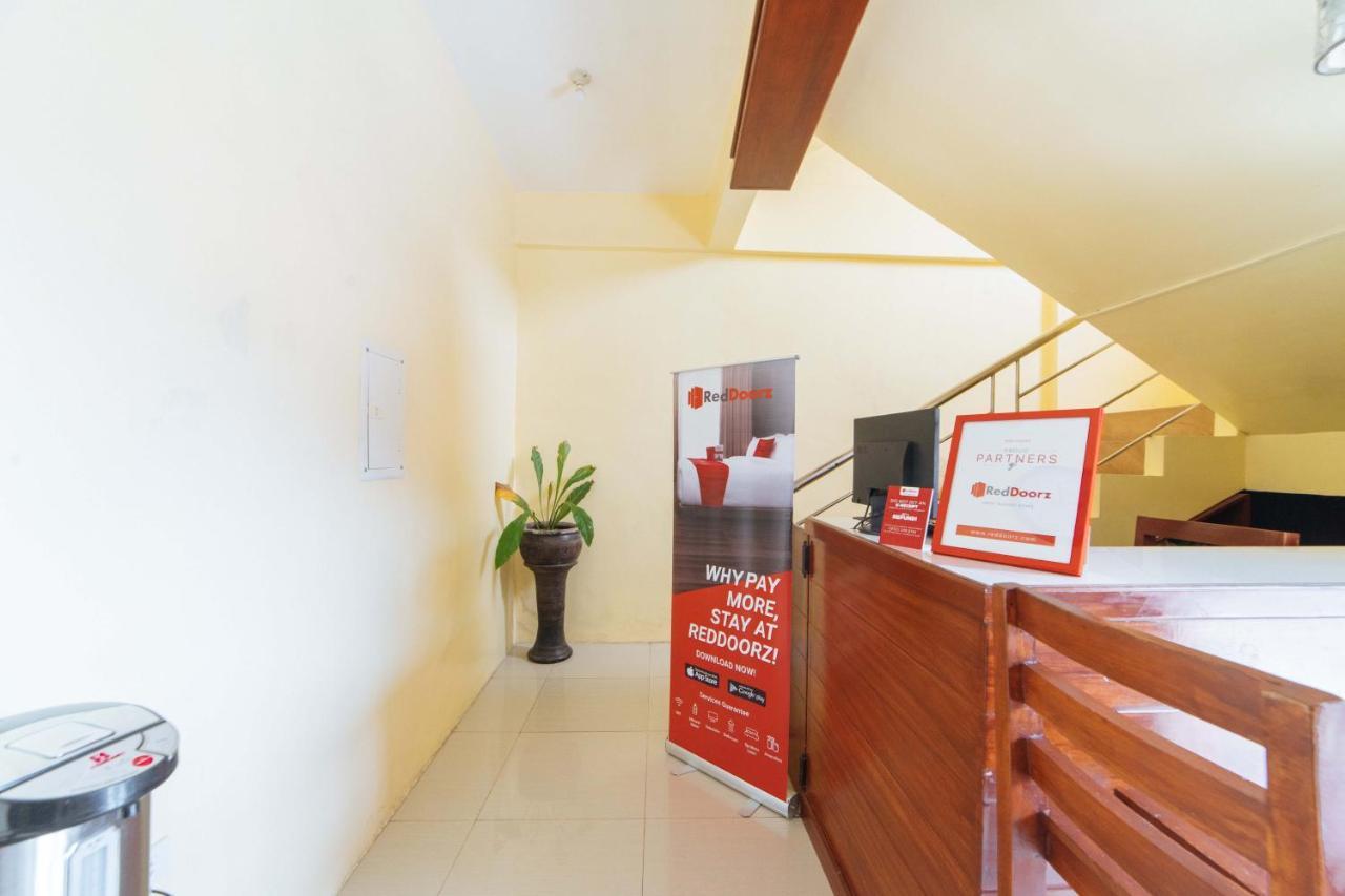 Hotel Reddoorz @ D Maagma Street à Kalibo Extérieur photo